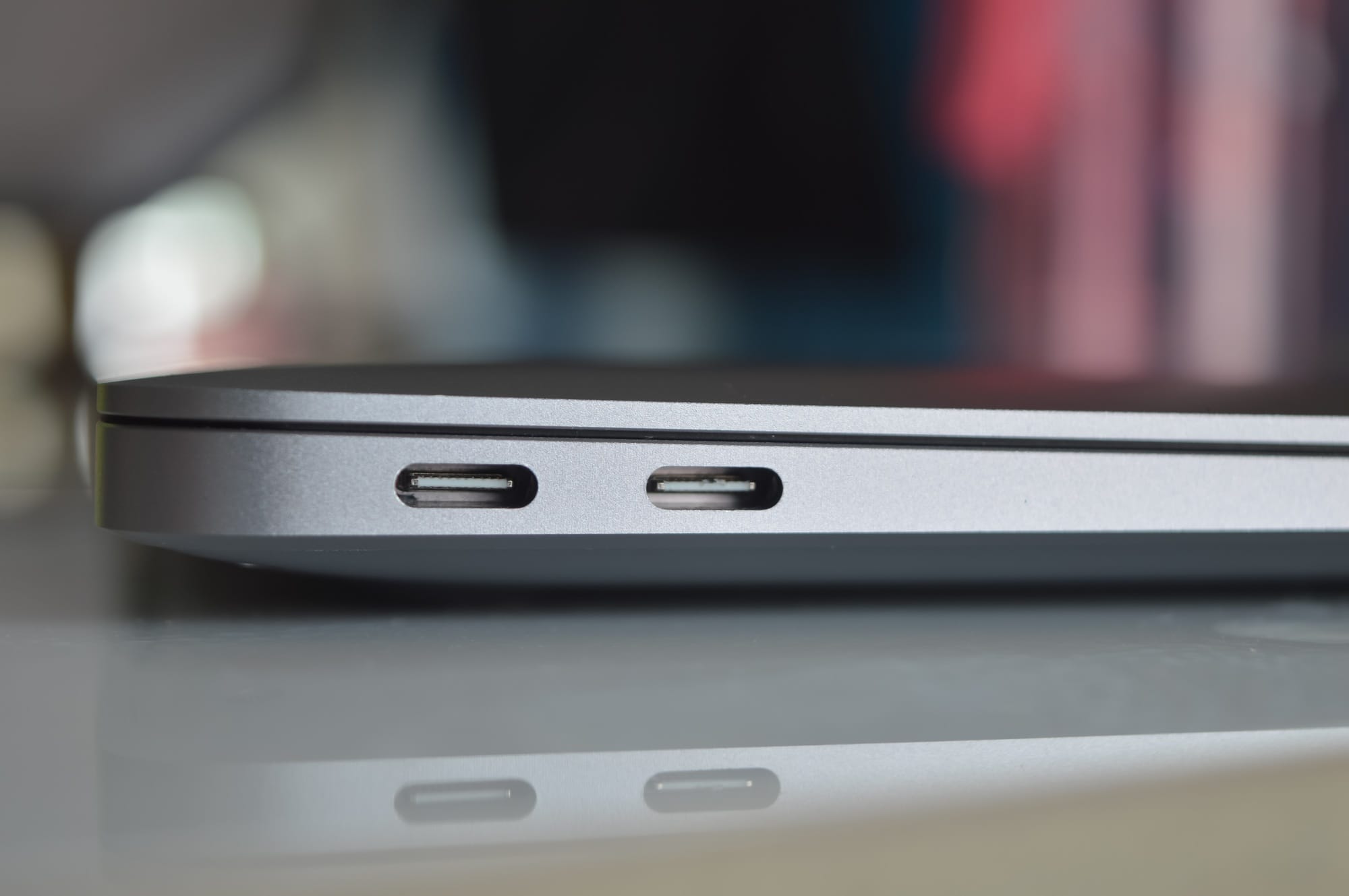 ¿Por Qué Tu Laptop Moderna NO Puede Mostrar Video en Dos Pantallas Externas? La Verdad Técnica que Nadie Te Cuenta Sobre USB-C y HDMI
